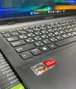 New Laptop Asus VivoBook 15 X505BA 16GB AMD Ryzen 5 SSD 512GB