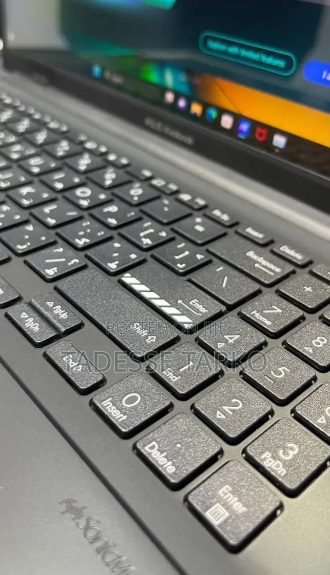 New Laptop Asus VivoBook 15 X505BA 16GB AMD Ryzen 5 SSD 512GB