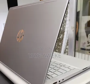 New Laptop HP Pavilion 14 8GB Intel Core i5 SSD 256GB
