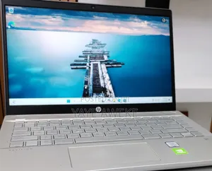 New Laptop HP Pavilion 14 8GB Intel Core i5 SSD 256GB