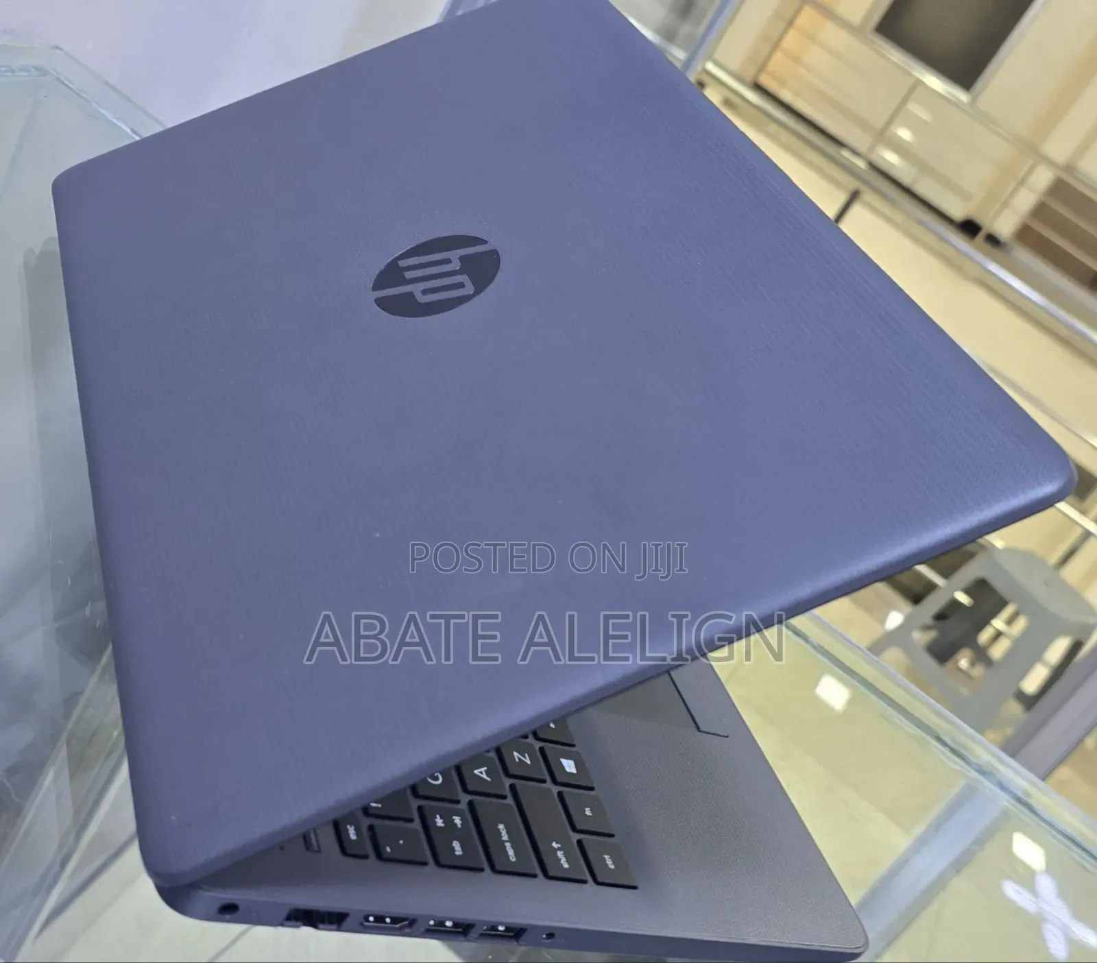 New Laptop HP Stream Notebook 8GB Intel Core i7 HDD 1T