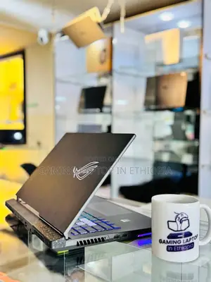 New Laptop Asus ROG Strix G15 16GB Intel Core i9 SSD 1T