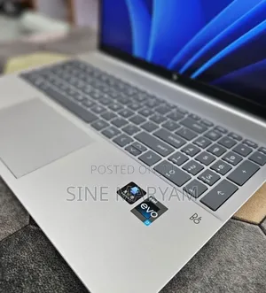 New Laptop HP Pavilion 17 16GB Intel Core i7 SSD 1T