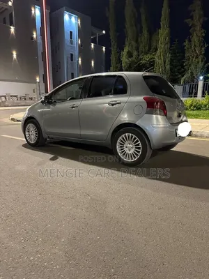Toyota Yaris 2009 Silver