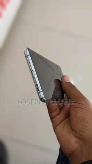 Samsung Galaxy S20+ 128 GB Gray
