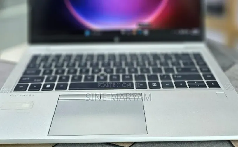 New Laptop HP EliteBook 845 G8 16GB AMD Ryzen 5 SSD 512GB