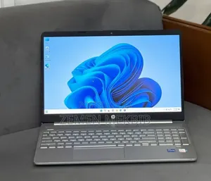 New Laptop HP Stream Notebook 8GB Intel Core i7 SSD 512GB
