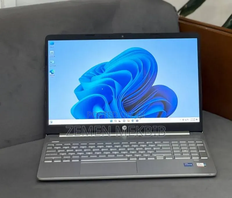 New Laptop HP Stream Notebook 8GB Intel Core i7 SSD 512GB
