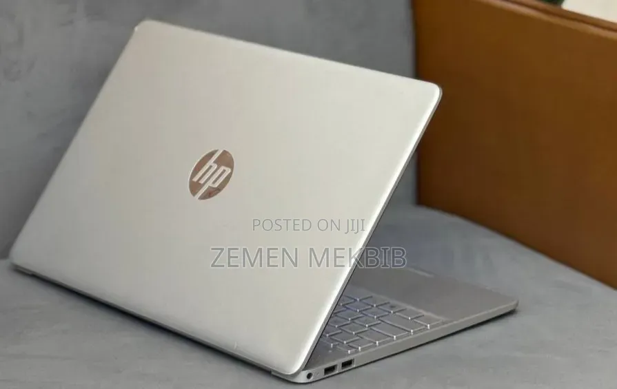 New Laptop HP Stream Notebook 8GB Intel Core i7 SSD 512GB