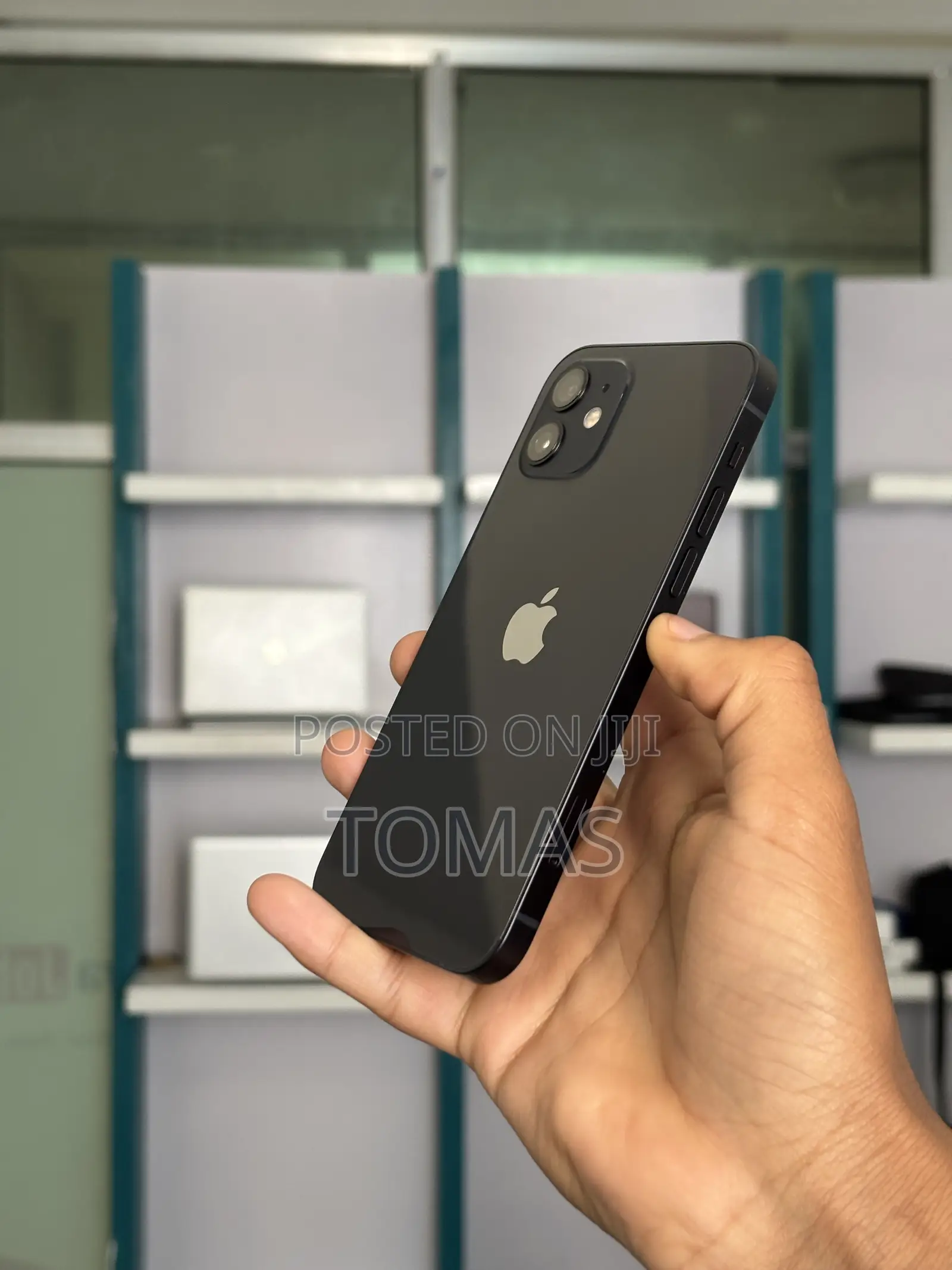 Apple iPhone 12 64 GB Black