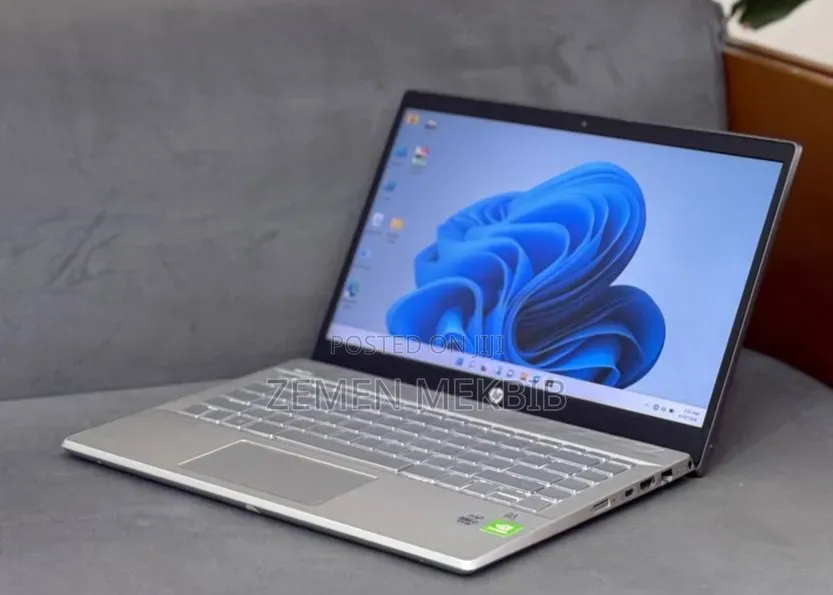 New Laptop HP Pavilion 15 16GB Intel Core i7 SSD 512GB