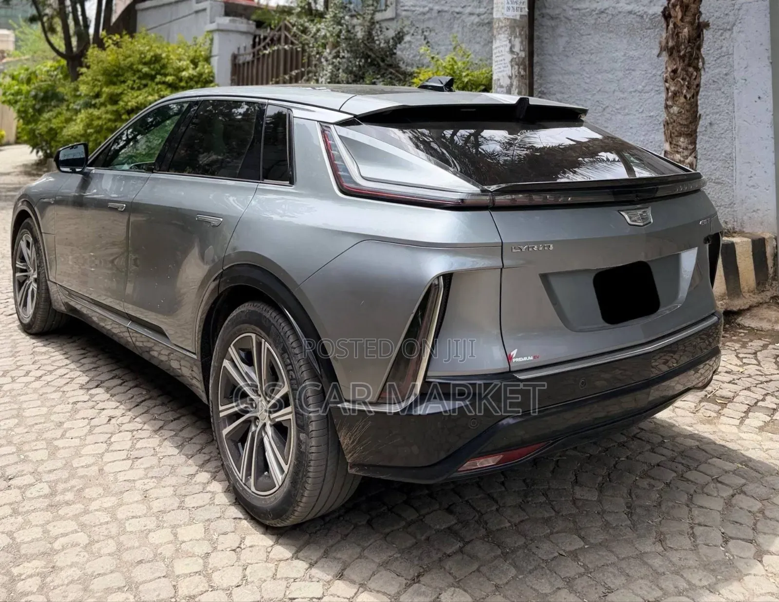 Cadillac Lyriq 100 kWh RWD 2023 Gray