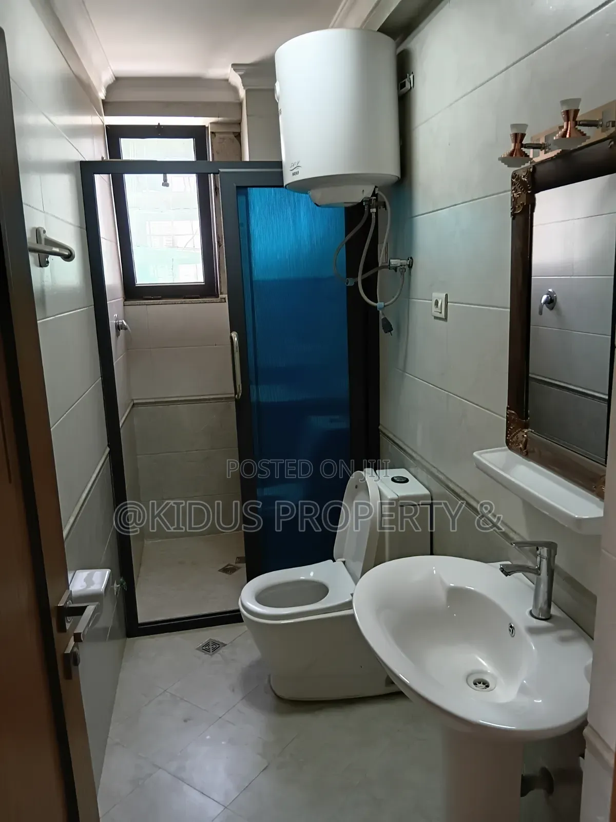 3bdrm Apartment in Lafto Mall Au for rent