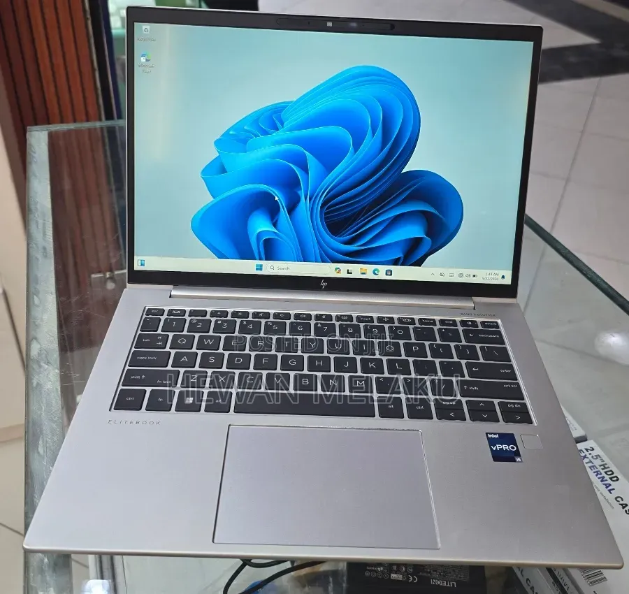 New Laptop HP EliteBook 840 G9 16GB Intel Core i5 SSD 512GB
