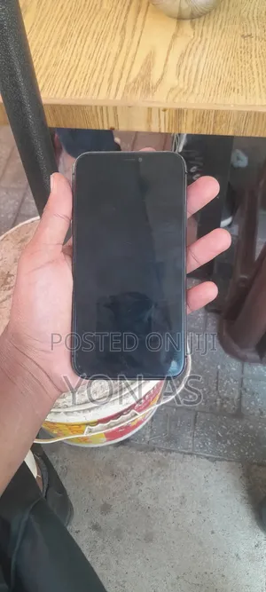 Apple iPhone 11 128 GB Black