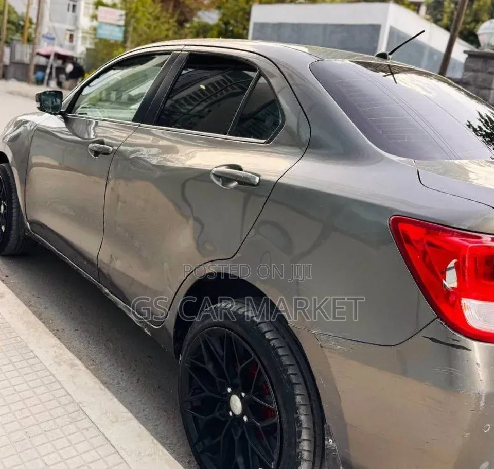 Suzuki Dzire 2021 Gray