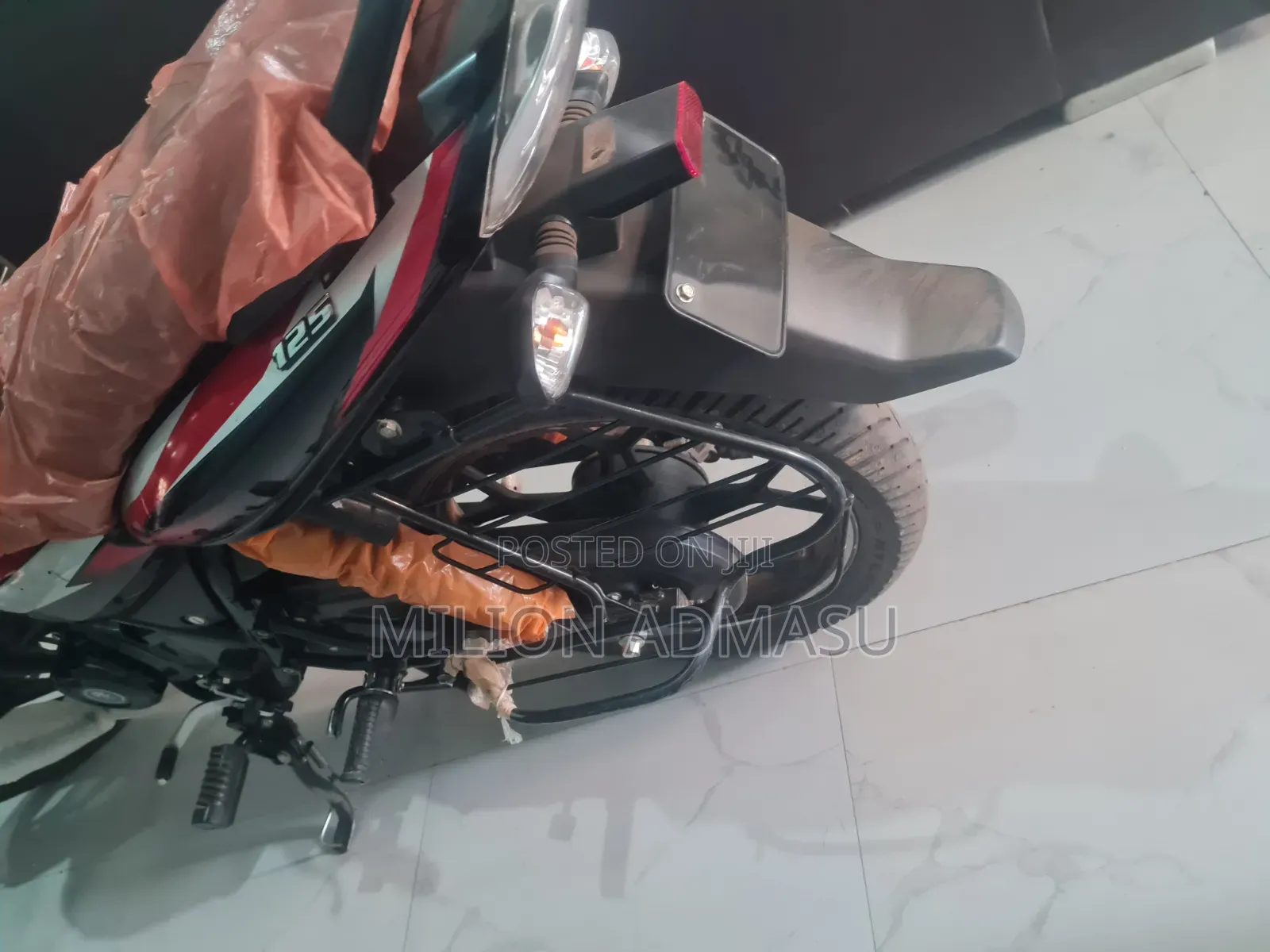 Bajaj Discover 125 2024 Black