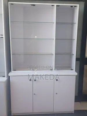 Cosmetic Display