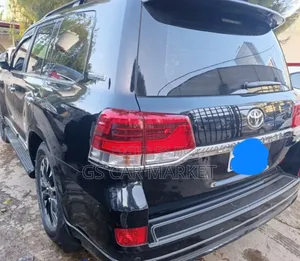 Toyota Land Cruiser 2021 Black