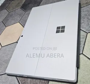 New Laptop Microsoft Surface Pro 7+ 16GB Intel Core i7 SSD 512GB