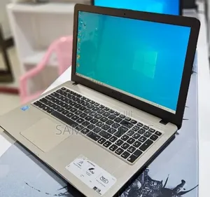 Laptop Asus X540LA 4GB Intel Celeron HDD 1T