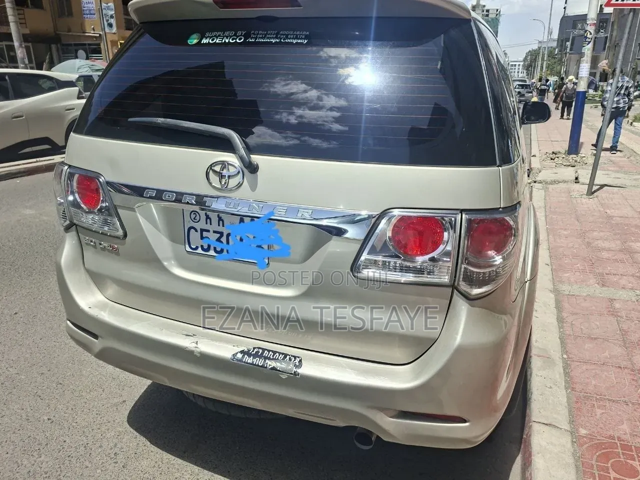 Toyota Fortuner 2012 Beige