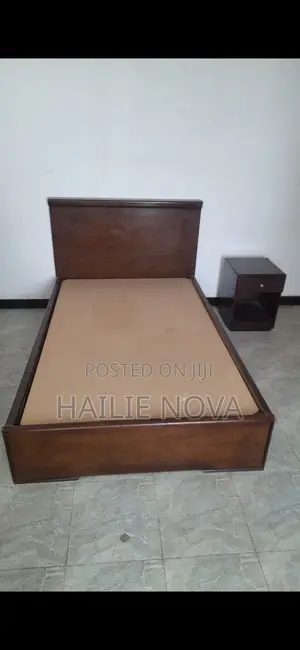 Brown Australia Wood Bed
