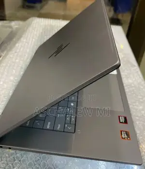 New Laptop HP OmniBook 5 14" 16GB AMD Ryzen 5 SSD 512GB