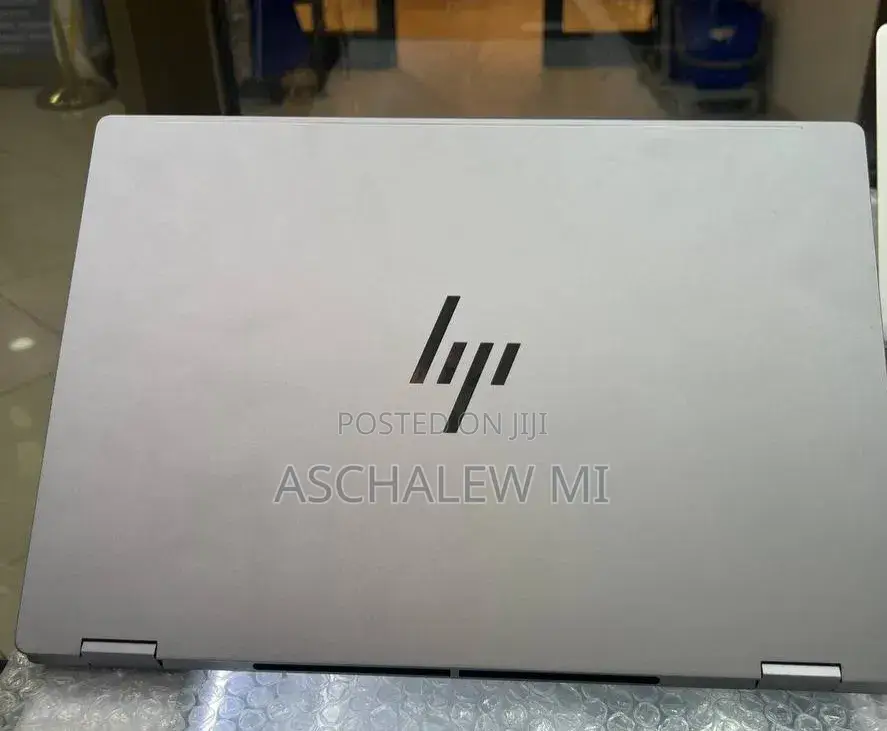 New Laptop HP OmniBook 5 14" 16GB AMD Ryzen 5 SSD 512GB