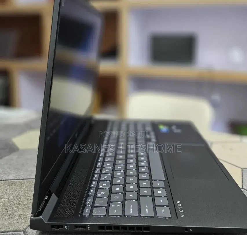 New Laptop HP Victus 15 32GB Intel Core i7 SSD 1T