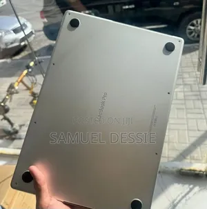 New Laptop Apple MacBook Pro 2021 M1 32GB Apple M1 Max SSD 1T