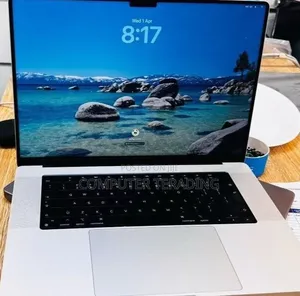 New Laptop Apple MacBook Pro M1 32GB Apple M1 SSD 1T