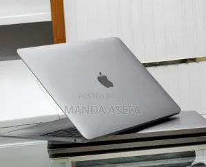 New Laptop Apple MacBook Pro 8GB Apple M1 SSD 256GB