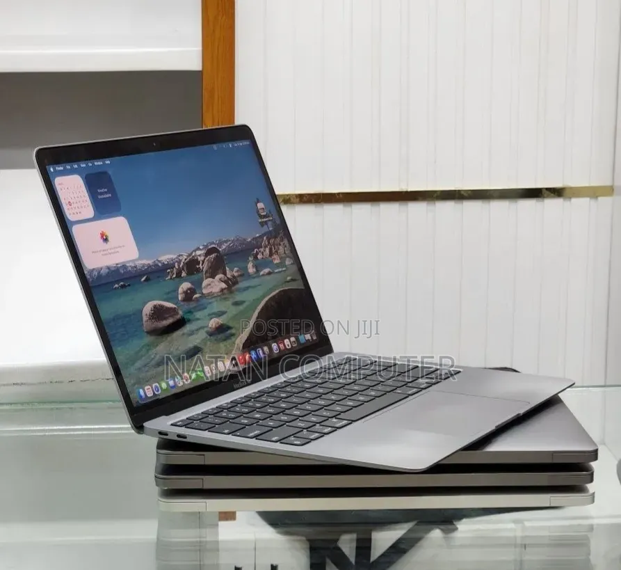 New Laptop Apple MacBook Air 2020 M1 8GB Apple M1 SSD 256GB