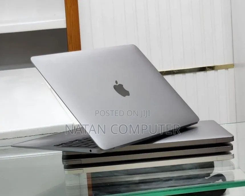 New Laptop Apple MacBook Air 2020 M1 8GB Apple M1 SSD 256GB