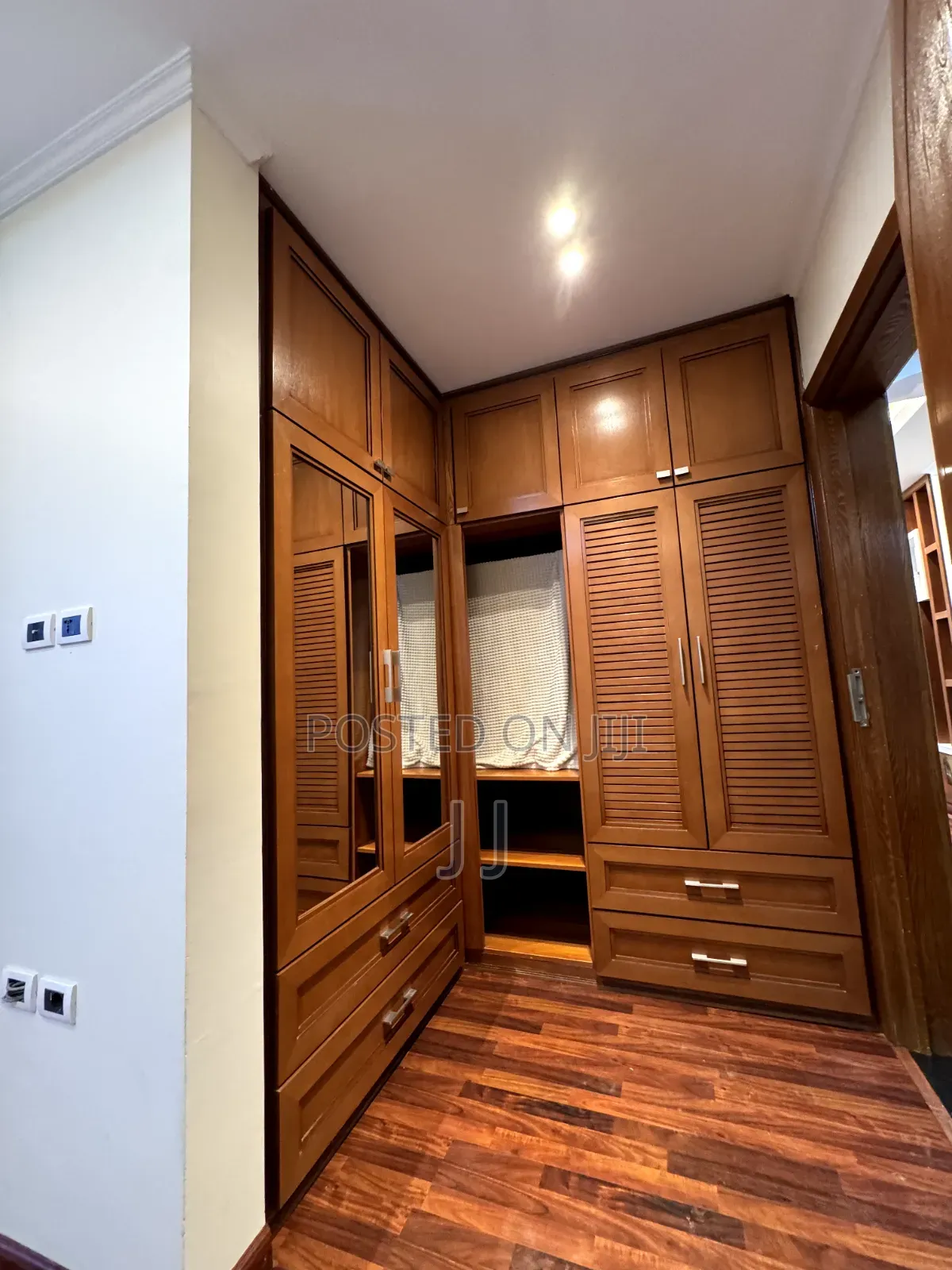 Furnished 2bdrm Apartment in Kirkos for rent