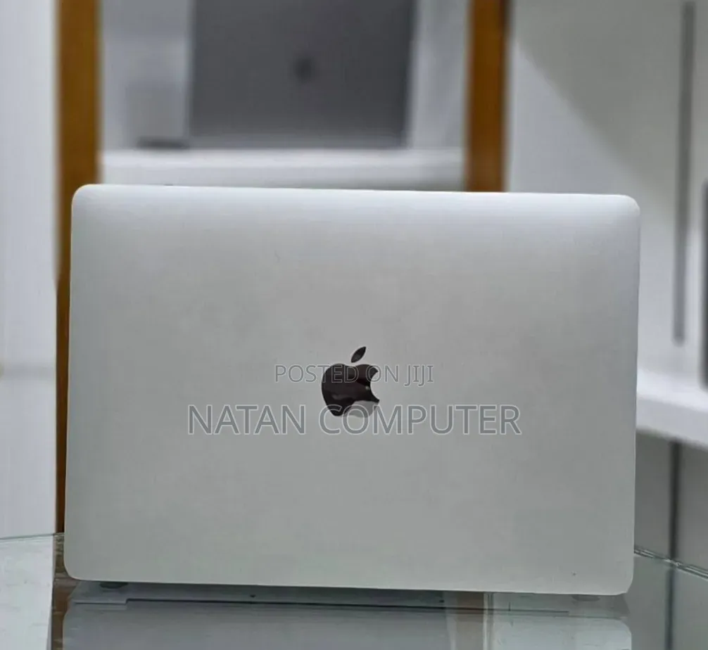 New Laptop Apple MacBook Air 2020 M1 8GB Apple M1 SSD 256GB