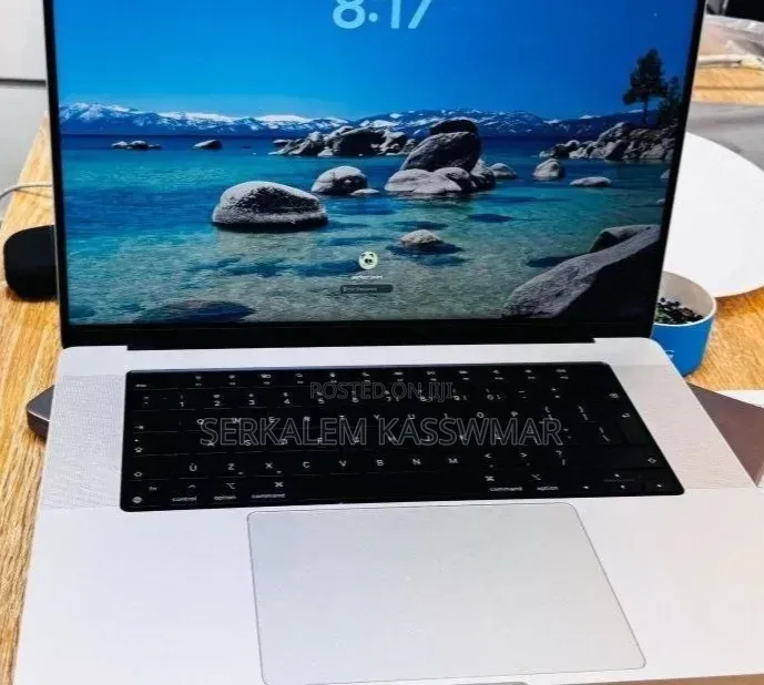 New Laptop Apple MacBook Pro M1 32GB Apple M1 SSD 1T