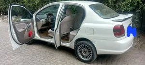 Toyota Platz 2005 White