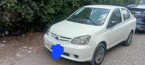 Toyota Platz 2005 White