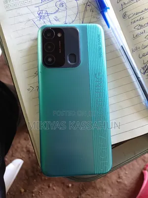 Tecno Spark 8C 64 GB Green