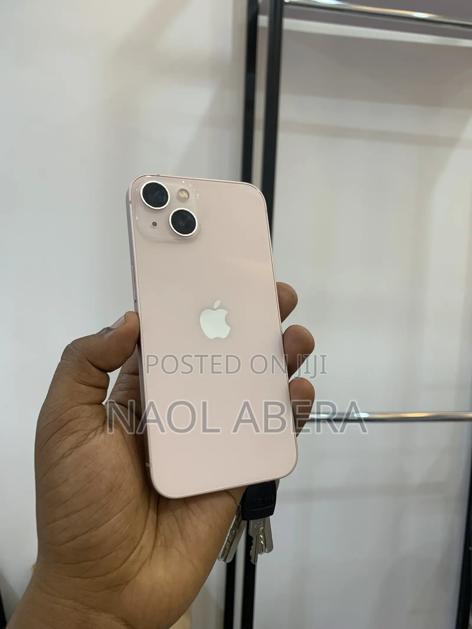 New Apple iPhone 13 128 GB Pink