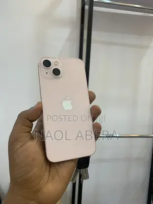 New Apple iPhone 13 128 GB Pink
