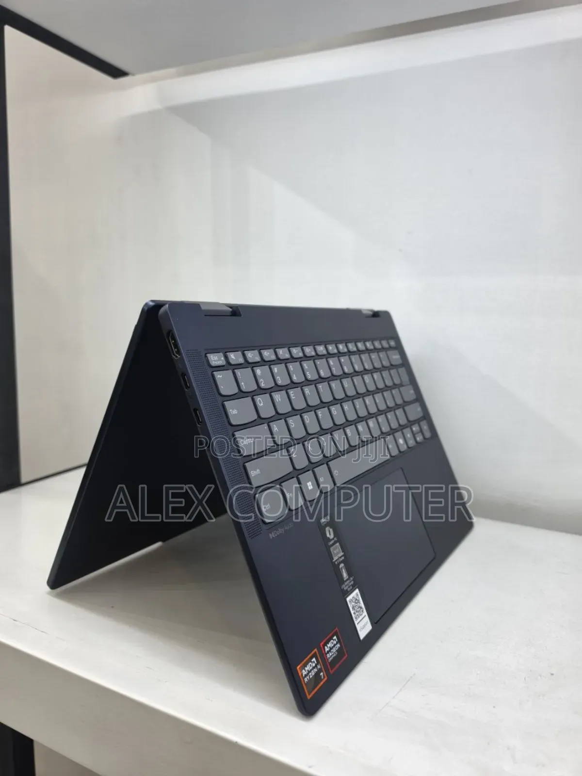 New Laptop Lenovo 16GB AMD Ryzen 7 SSD 1T