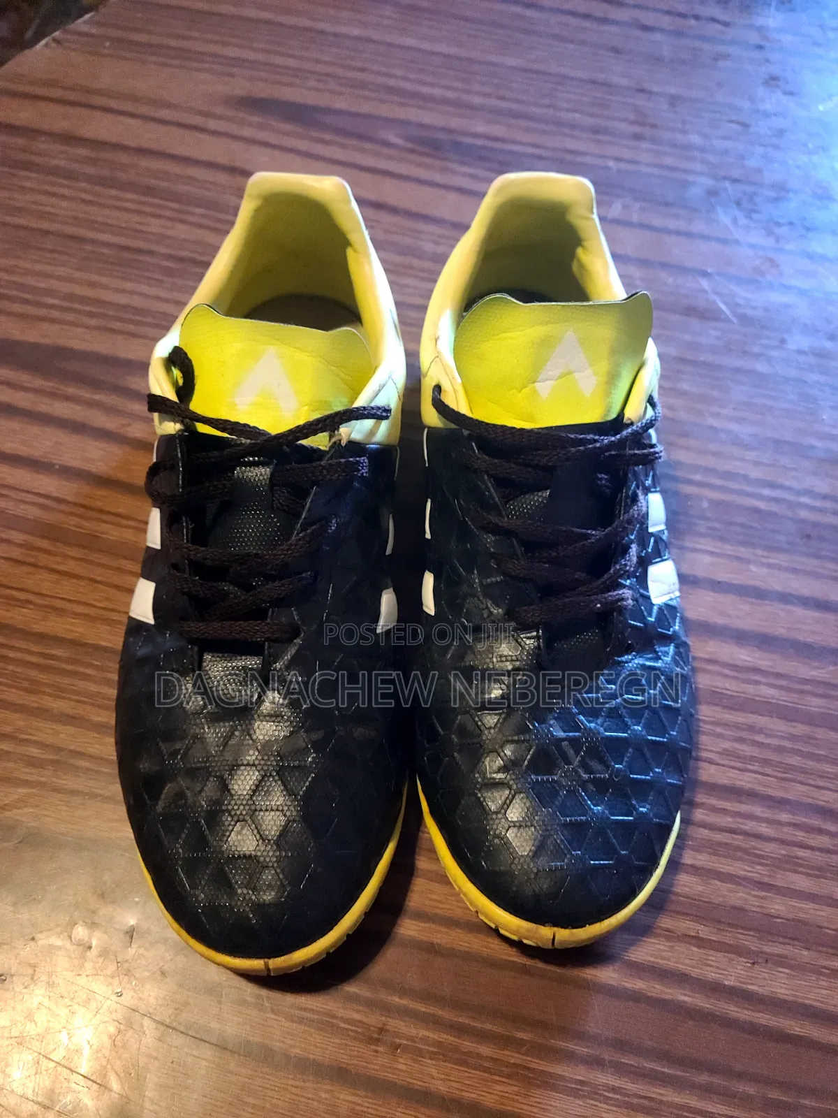 Futsal Shoes 44