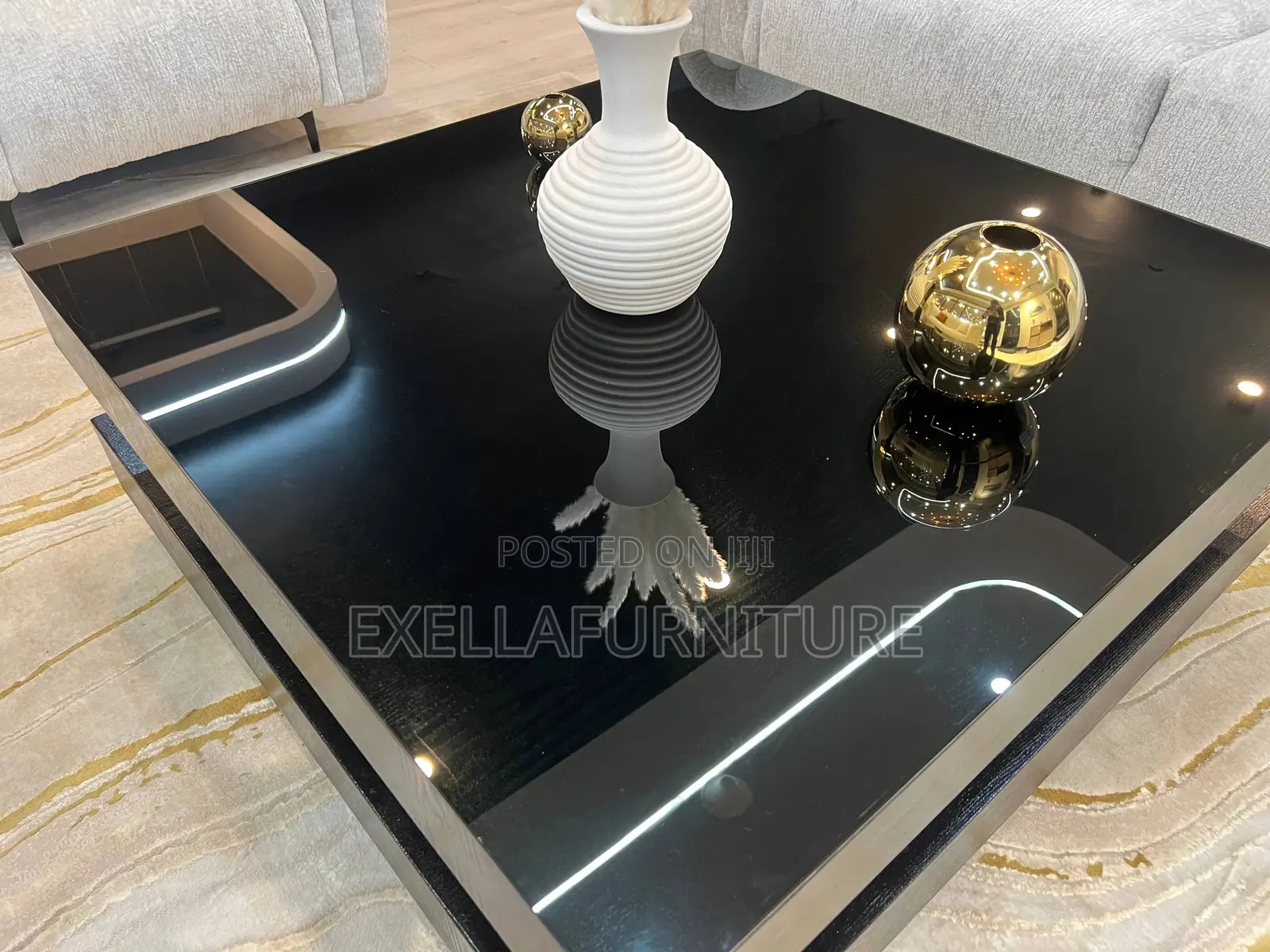 Coffee Table , ኮፊ ቴብል, እጅግ ዘመናዊ