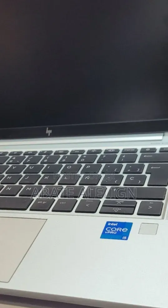 New Laptop HP EliteBook 830 G8 16GB Intel Core i5 SSD 512GB