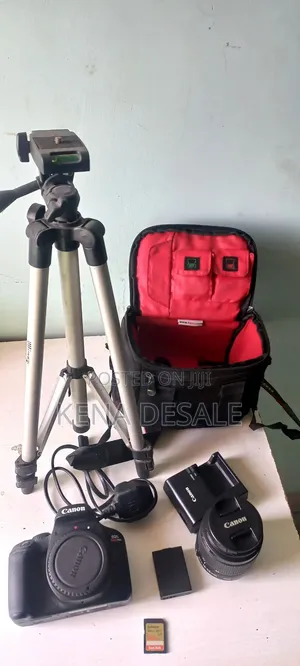 Canon Camer 4000d and Tripod