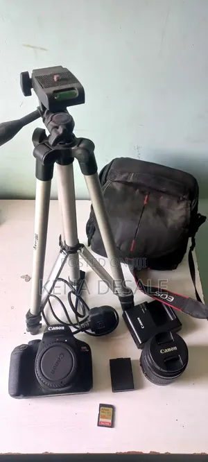 Canon Camer 4000d and Tripod