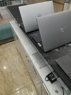 New Laptop Dell Precision 5560 16GB Intel Core i7 SSD 512GB